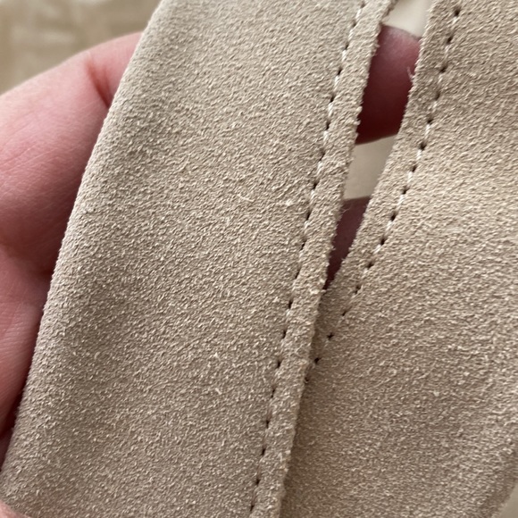 Shinola - Picture 3 of 8